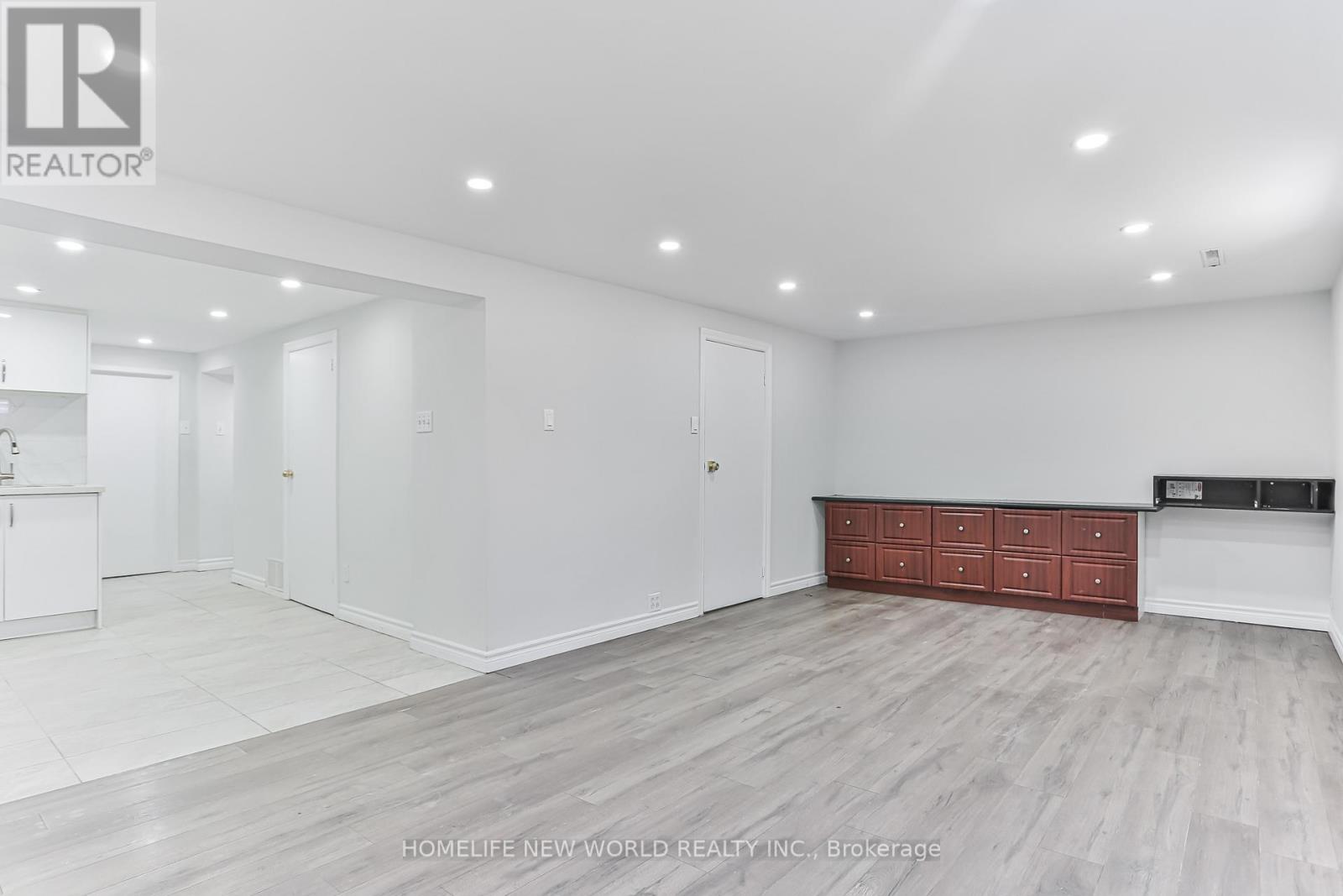 3 Erlesmere Avenue, Brampton, Ontario  L6W 2T4 - Photo 12 - W13462472