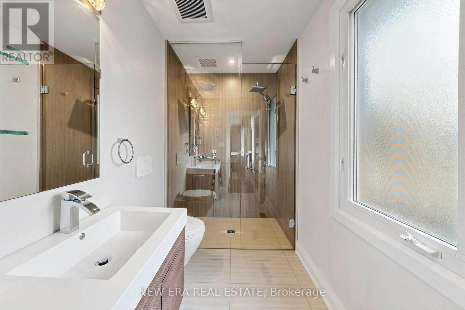 1423 Bunsden Avenue, Mississauga, Ontario  L5H 2B3 - Photo 23 - W13462508