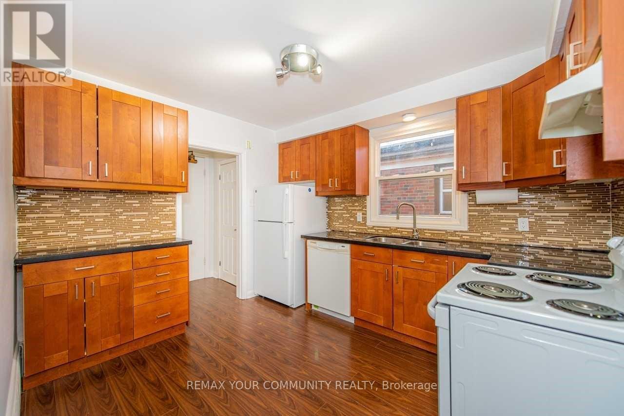 3 - 163 Evelyn Avenue, Toronto, Ontario  M6P 2Z6 - Photo 10 - W13462520