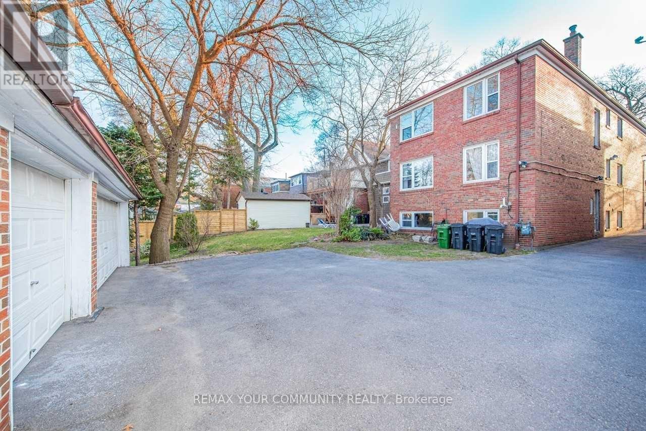 3 - 163 Evelyn Avenue, Toronto, Ontario  M6P 2Z6 - Photo 2 - W13462520