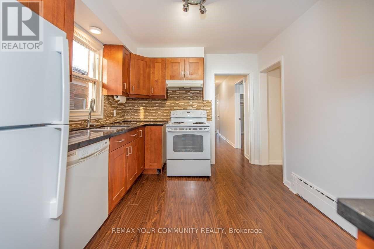 3 - 163 Evelyn Avenue, Toronto, Ontario  M6P 2Z6 - Photo 9 - W13462520