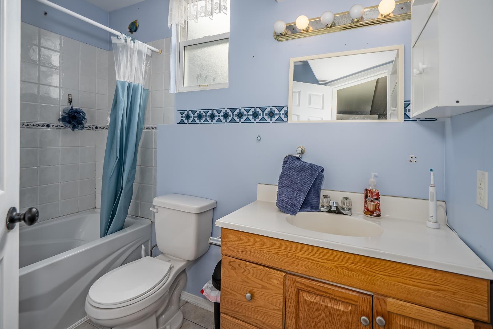 8232 Peacock Street, Mission, British Columbia  V2V 6Z8 - Photo 28 - R3136978