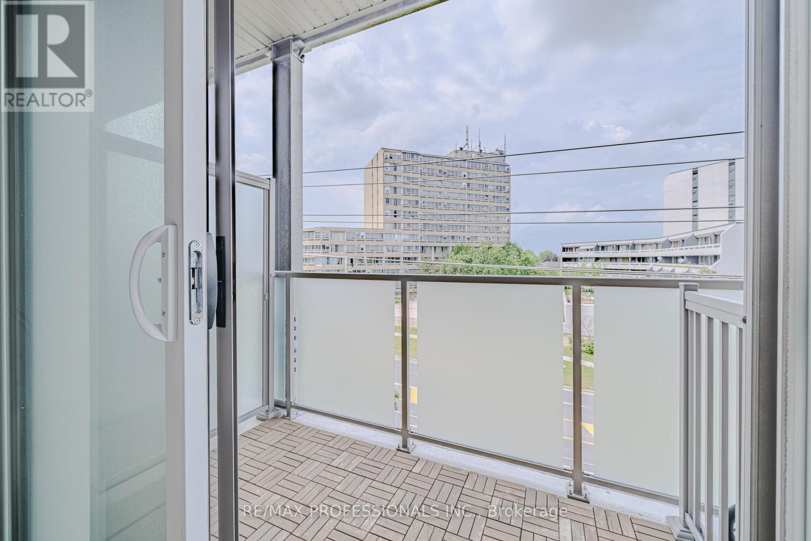 401 - 5155 Sheppard   East Avenue, Toronto, Ontario  M1B 0C8 - Photo 17 - E13460566