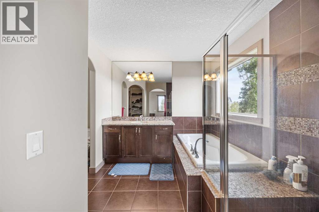 282 Pantego Terrace Nw, Calgary, Alberta  T3K 0K3 - Photo 31 - A2316911