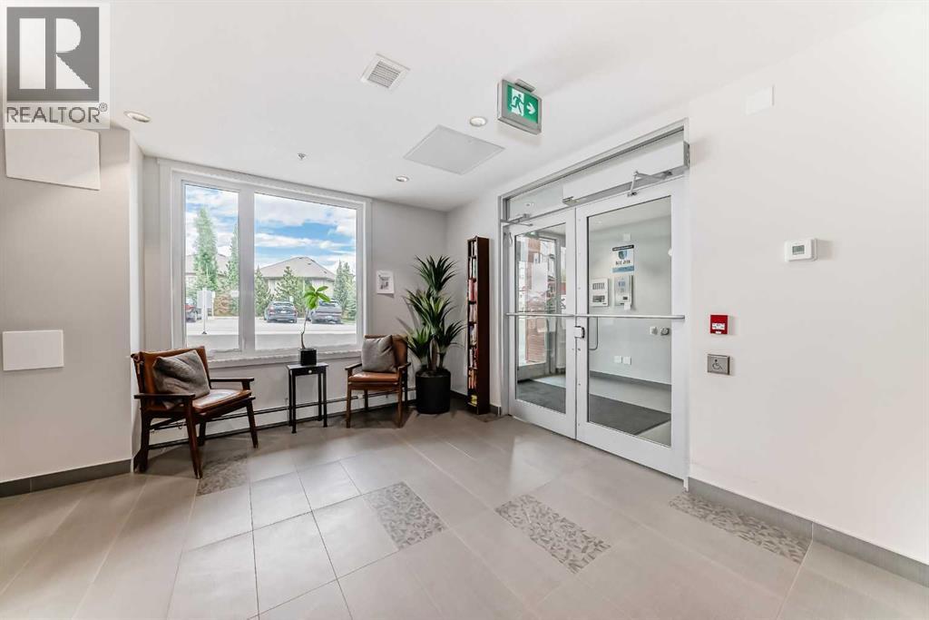 108, 71 Shawnee Common Sw, Calgary, Alberta  T2Y 0R2 - Photo 39 - A2317711