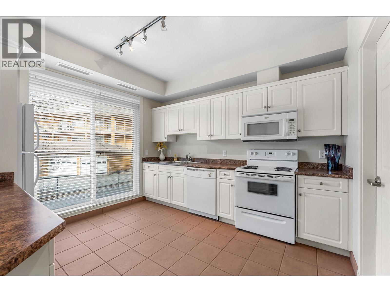 3550 Woodsdale Road Unit# 303, Lake Country, British Columbia  V4V 1Y9 - Photo 22 - 10391651