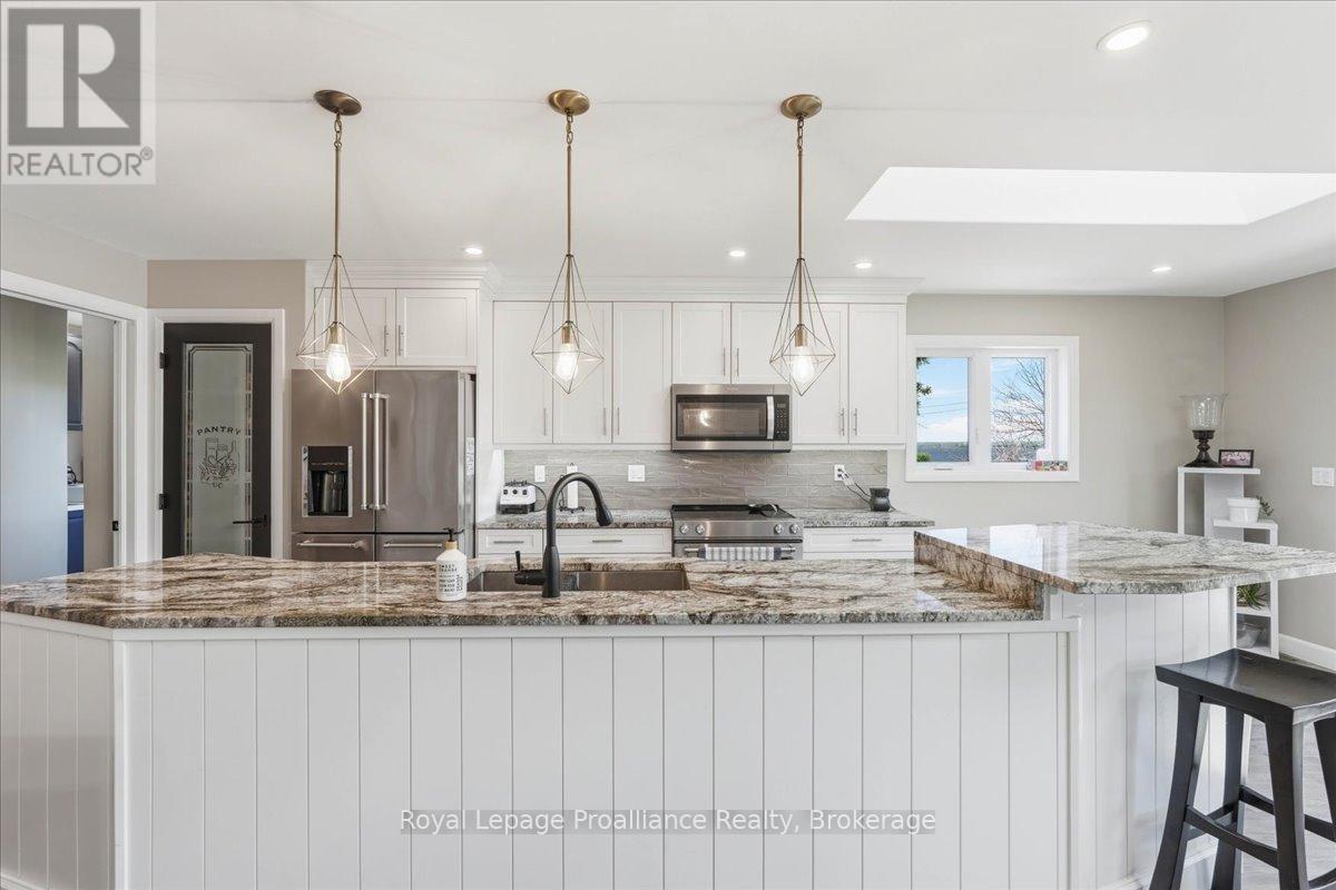 2728 County Road 3, Prince Edward County, Ontario  K0K 1L0 - Photo 10 - X13462278