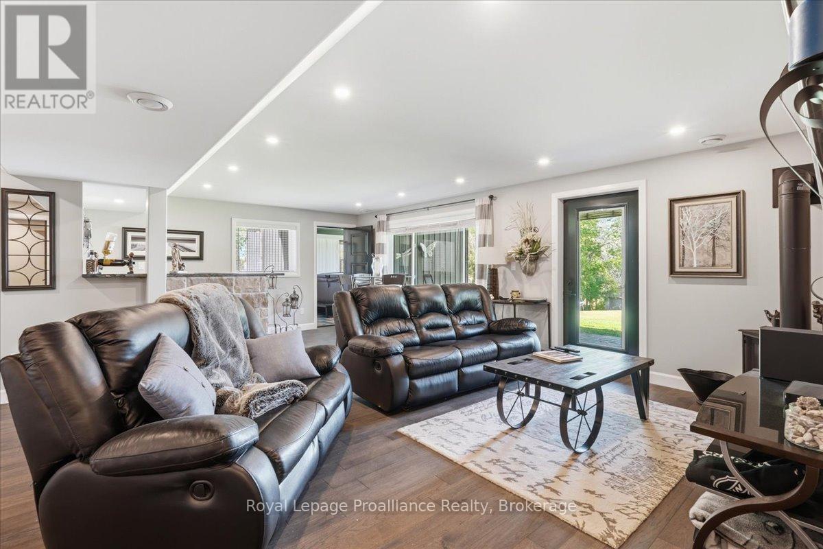 2728 County Road 3, Prince Edward County, Ontario  K0K 1L0 - Photo 22 - X13462278