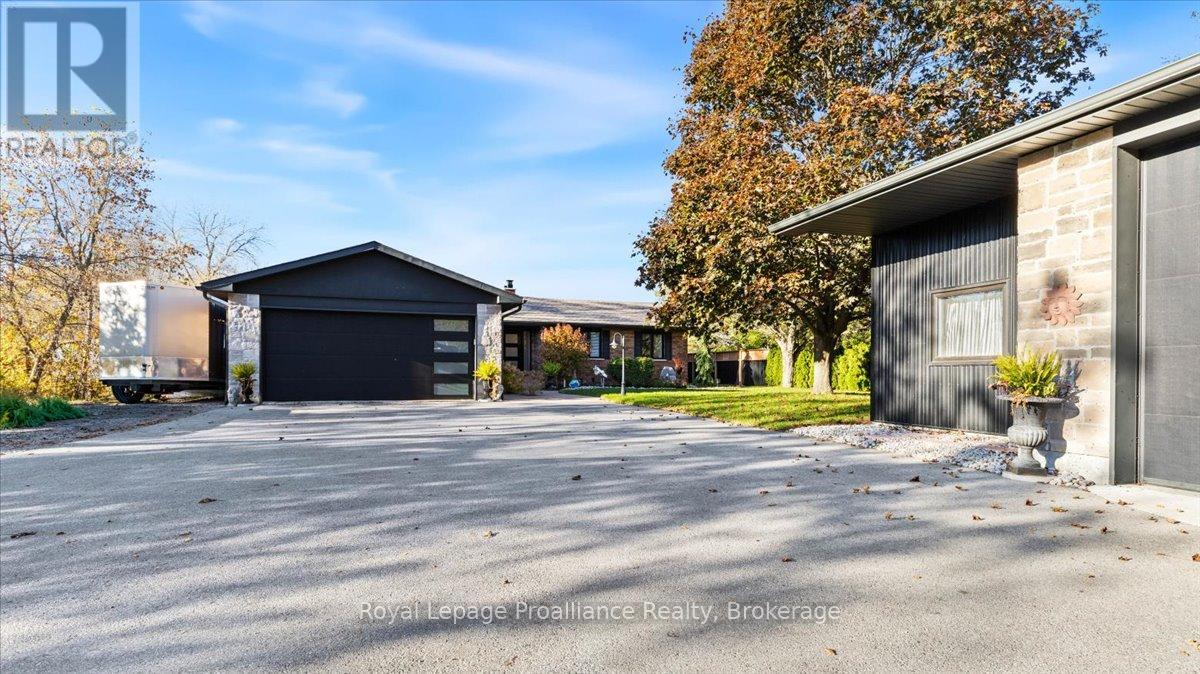 2728 County Road 3, Prince Edward County, Ontario  K0K 1L0 - Photo 5 - X13462278