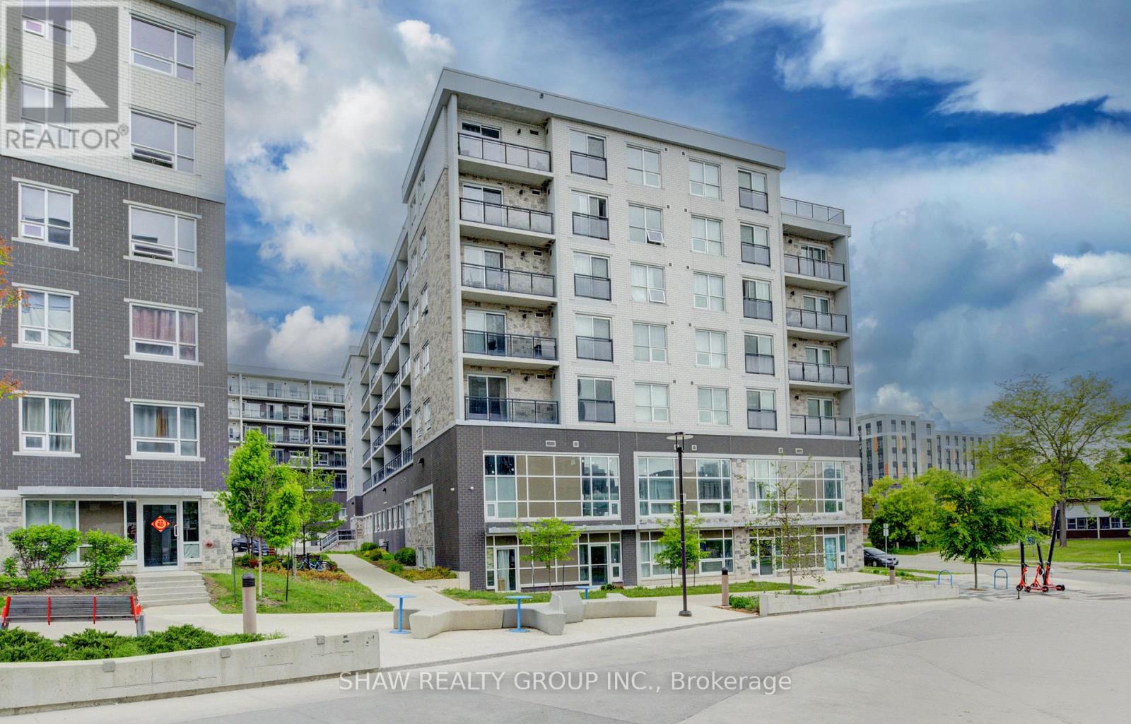 G105 - 275 Larch Street, Waterloo, Ontario  N2L 3R2 - Photo 2 - X13462260