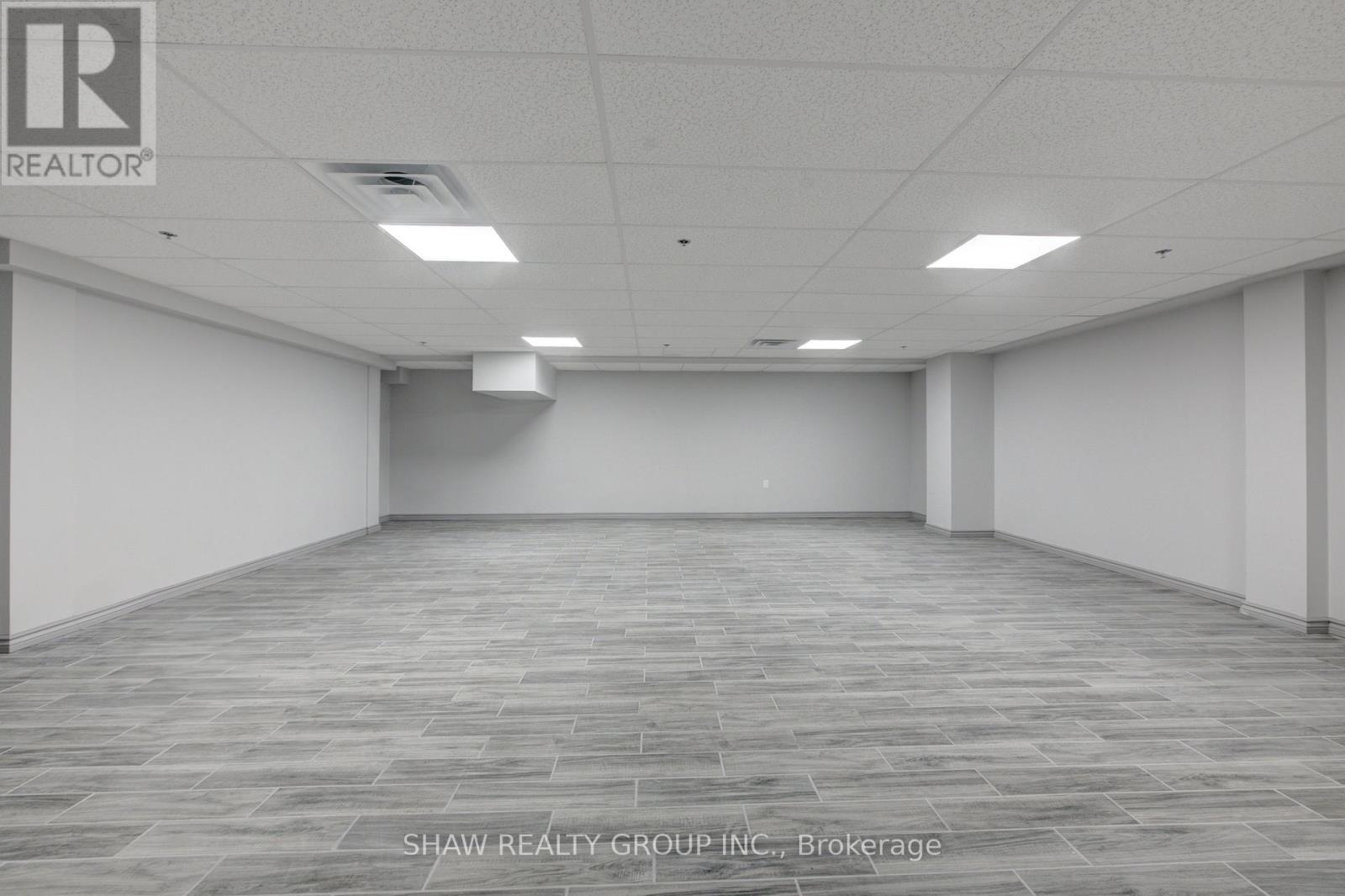 G105 - 275 Larch Street, Waterloo, Ontario  N2L 3R2 - Photo 22 - X13462260