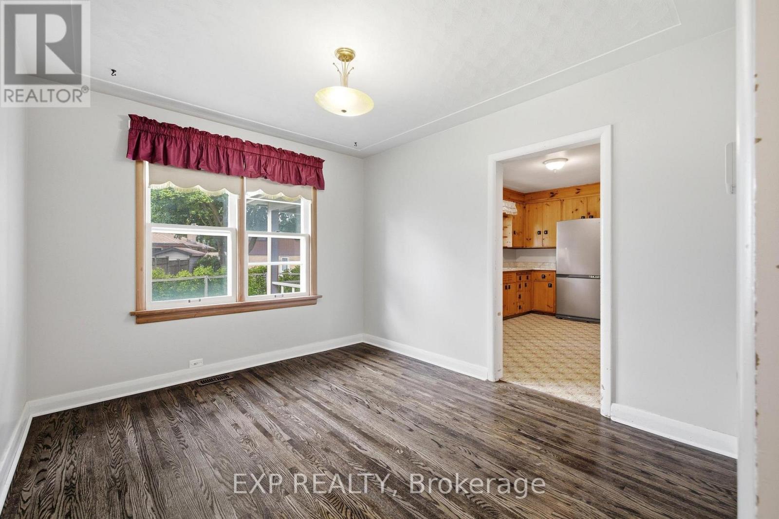 223 River Road E, Kitchener, Ontario  N2B 2G9 - Photo 10 - X13462366