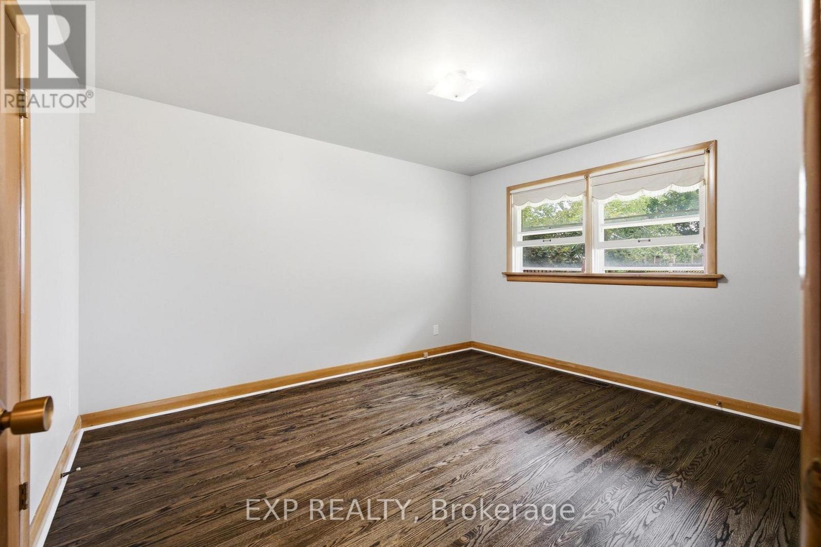 223 River Road E, Kitchener, Ontario  N2B 2G9 - Photo 8 - X13462366