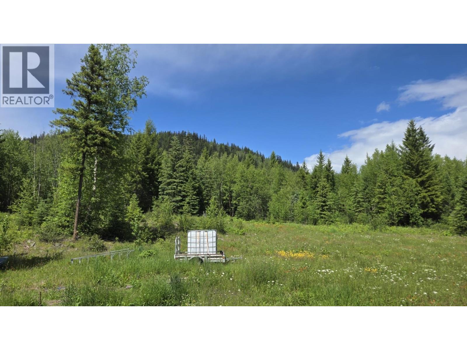 2676 Eagle Creek Road, Canim Lake, British Columbia  V0K 1L0 - Photo 10 - R3137494