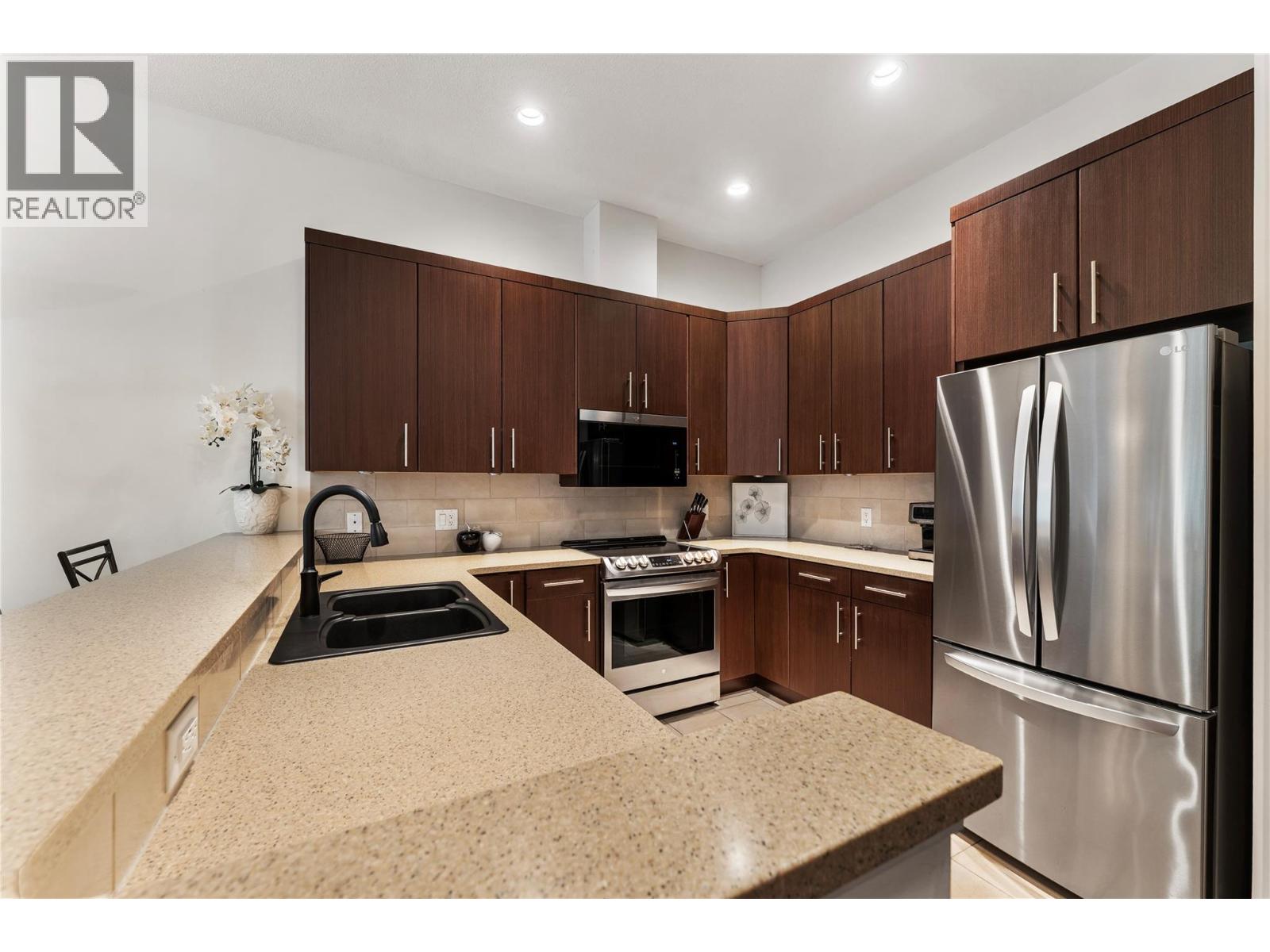 457 West Avenue Unit# 103 Kelowna Photo 10