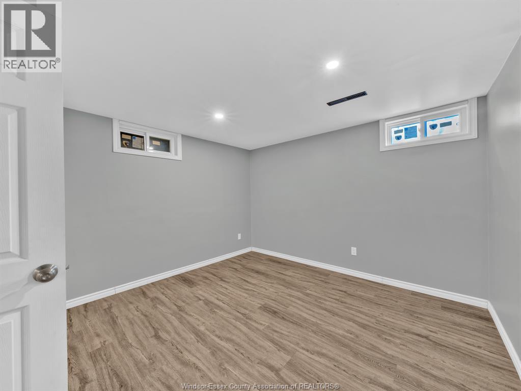 2450 Academy Drive, Windsor, Ontario  N9E 2G6 - Photo 48 - 26014538