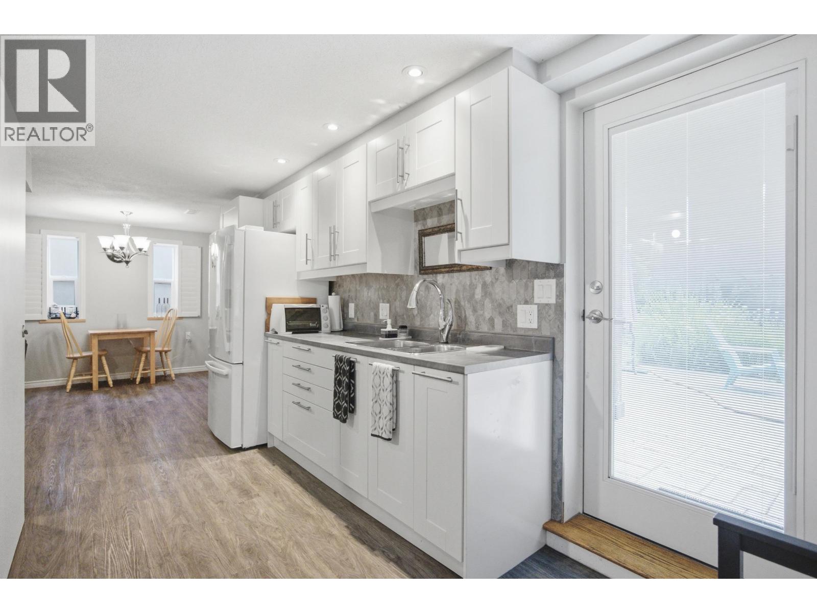 944 Tollcross Road, North Vancouver, British Columbia  V7H 2G2 - Photo 27 - R3137396