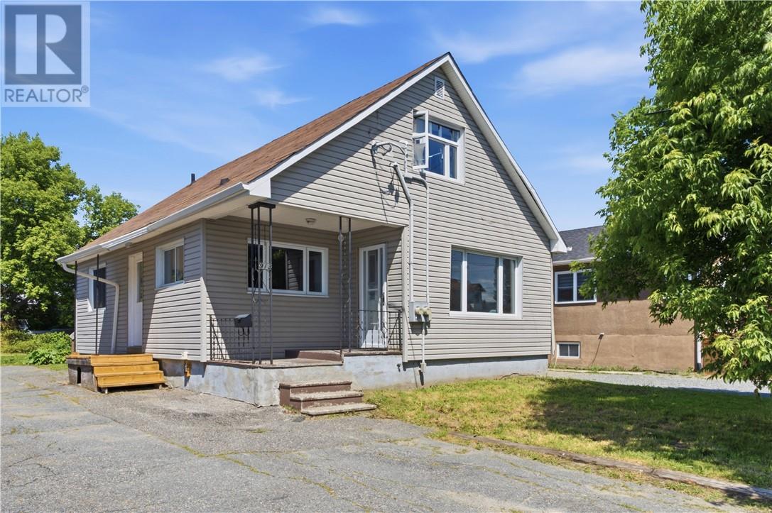 913 Miller Street, Greater Sudbury, Ontario  P3A 2W9 - Photo 1 - 2128651