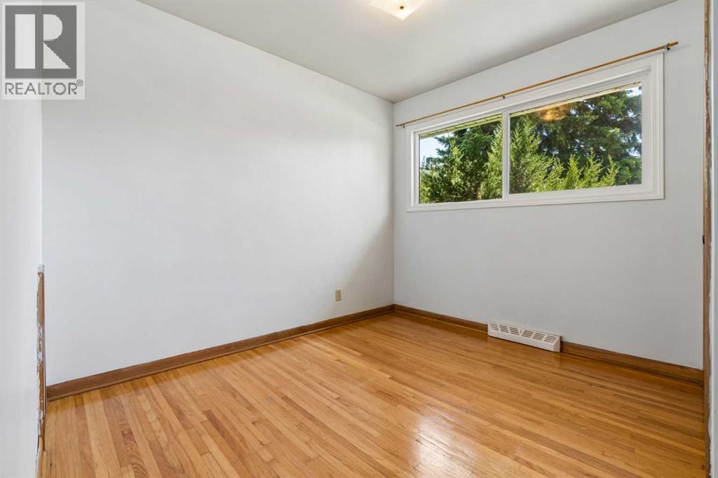 1306 87 Avenue SW, Calgary, Alberta  T2V 0W3 - Photo 21 - A2321347