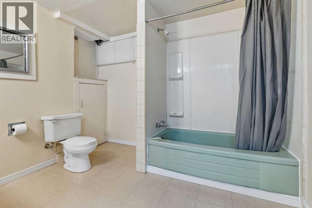 1306 87 Avenue SW, Calgary, Alberta  T2V 0W3 - Photo 33 - A2321347