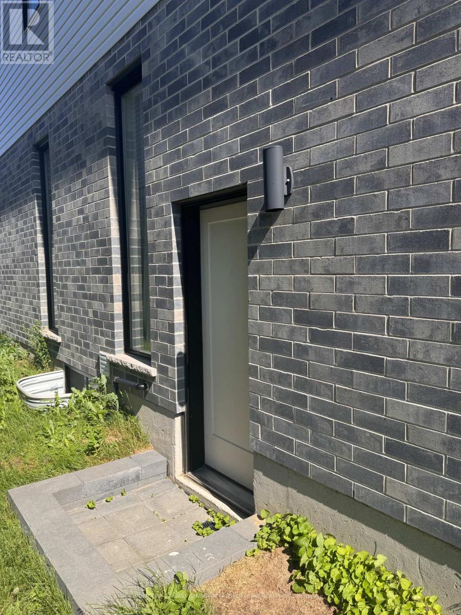 Lower - 2066 Saddlerock Avenue, London North, Ontario  N6G 3X3 - Photo 2 - X13462626