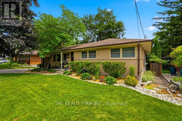 473 PINETREE DRIVE, London North, Ontario