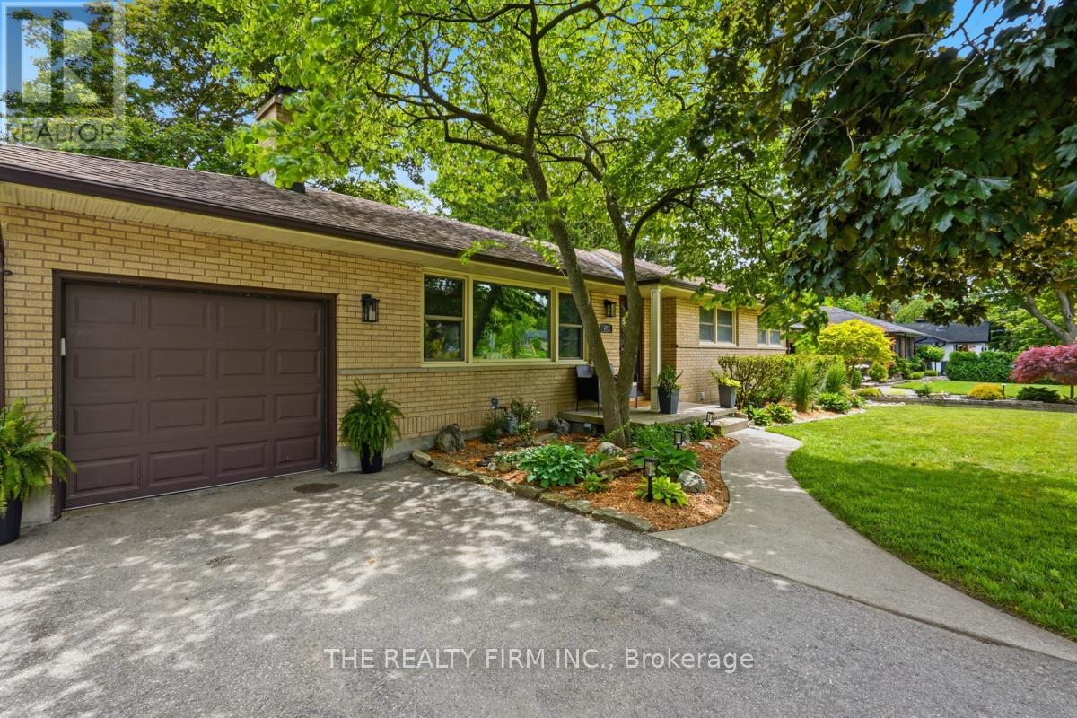 473 Pinetree Drive, London North, Ontario  N6H 3M9 - Photo 3 - X13462726