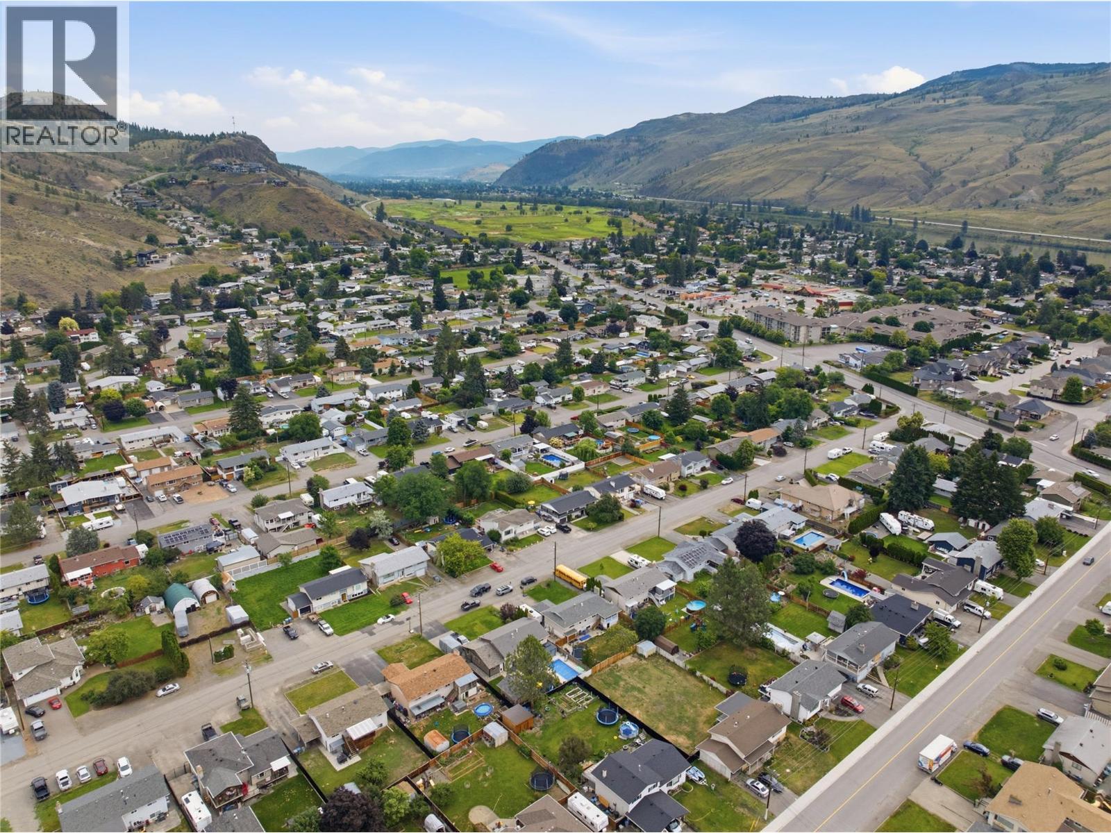 872 Puhallo Drive, Kamloops, British Columbia  V2B 6P7 - Photo 44 - 10391572