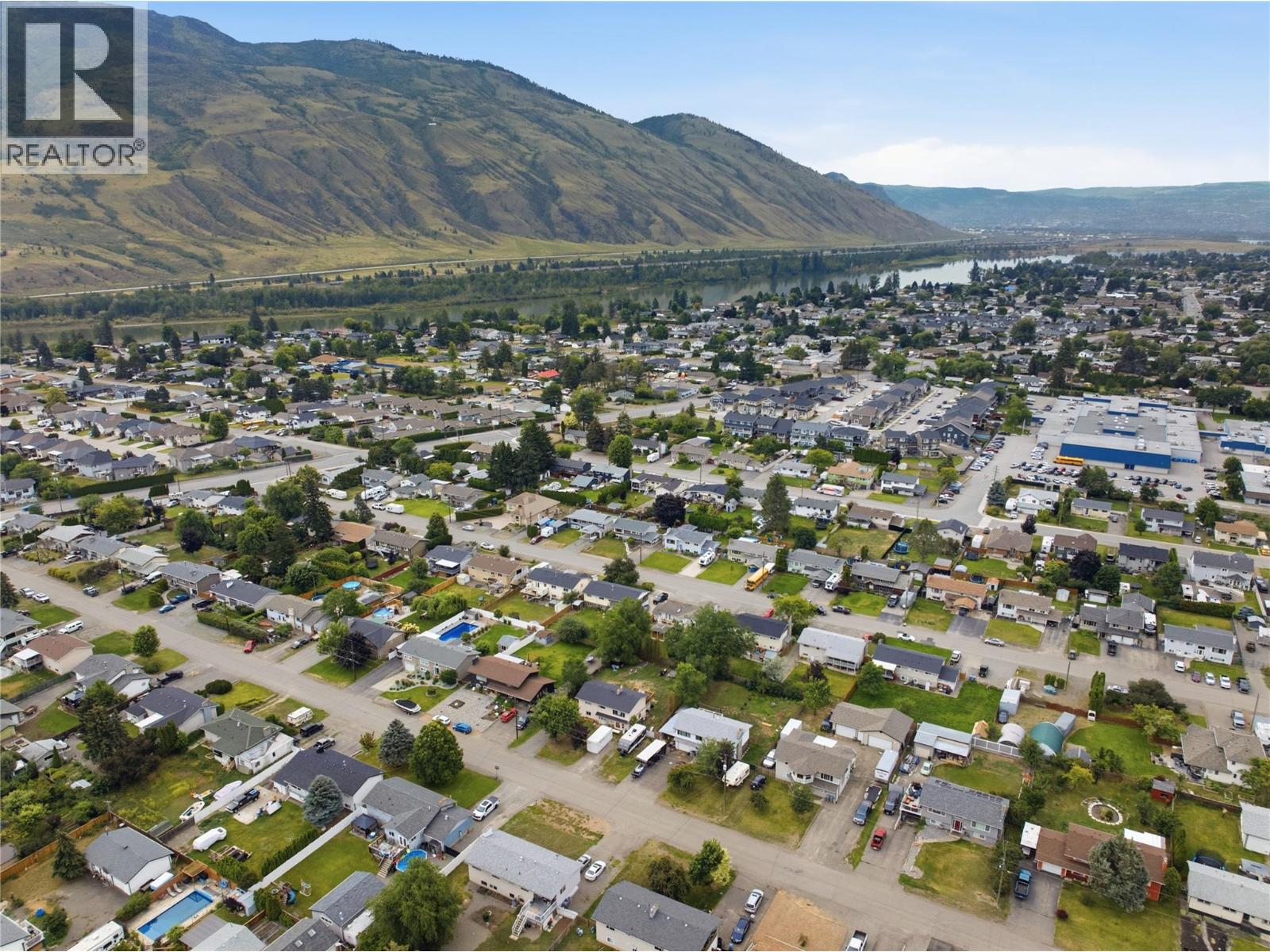 872 Puhallo Drive, Kamloops, British Columbia  V2B 6P7 - Photo 45 - 10391572