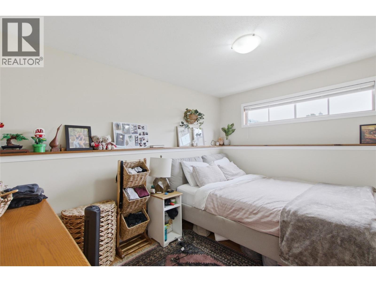 872 Puhallo Drive, Kamloops, British Columbia  V2B 6P7 - Photo 34 - 10391572