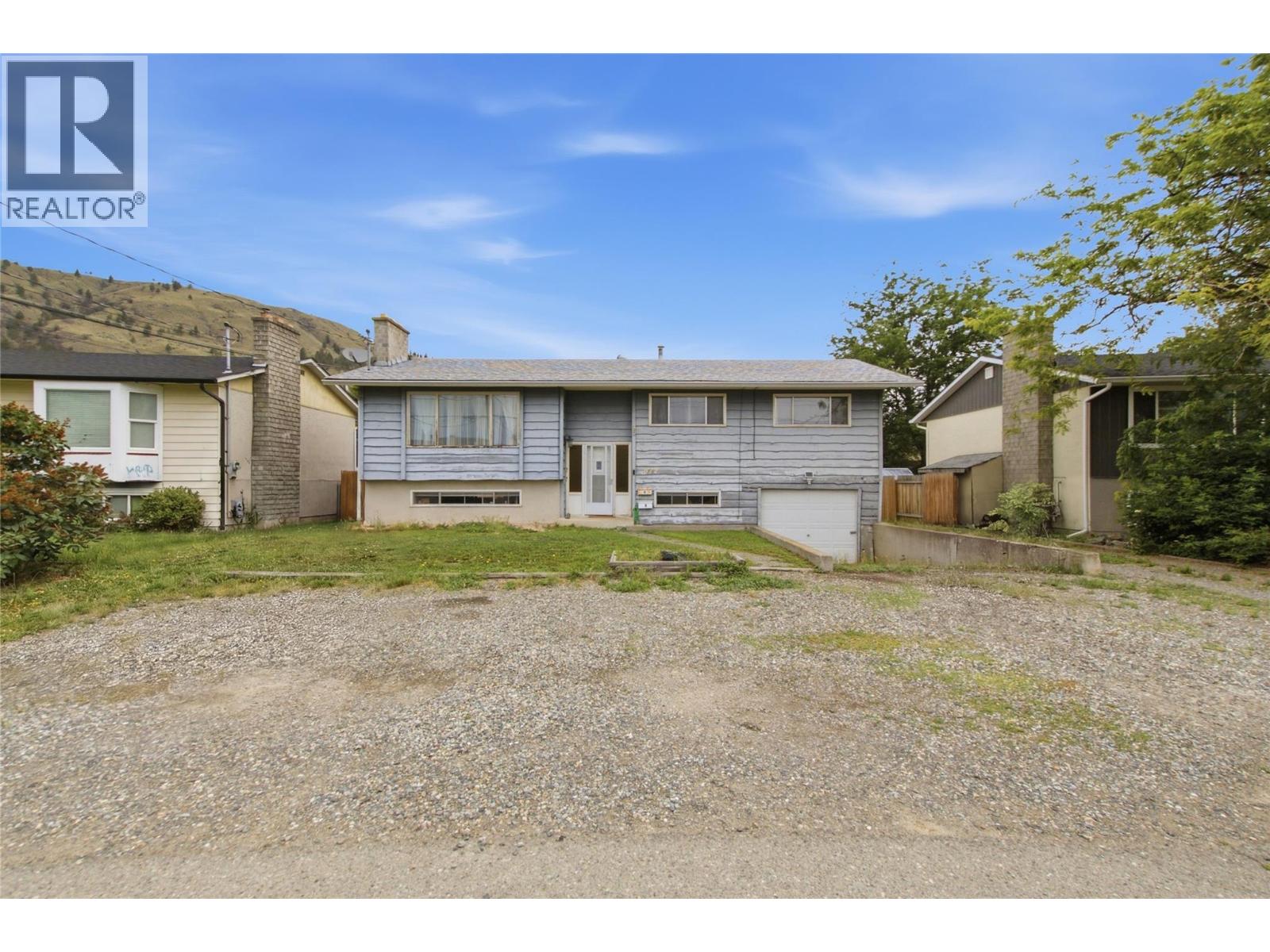 872 Puhallo Drive, Kamloops, British Columbia  V2B 6P7 - Photo 35 - 10391572