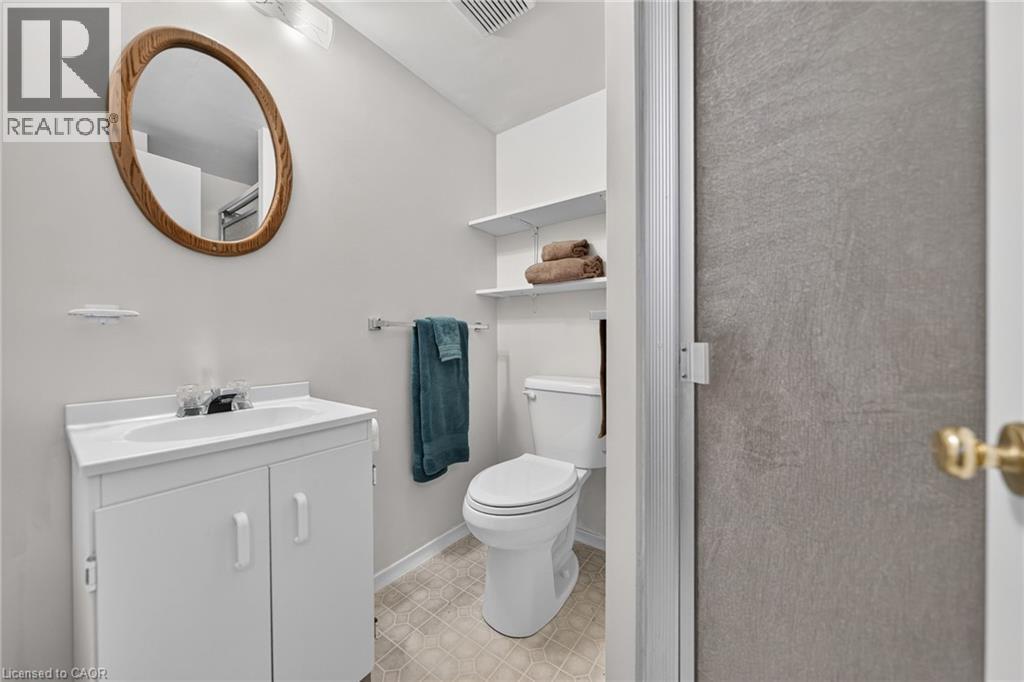 120 Arrowhead Crescent, Kitchener, Ontario  N2P 1B9 - Photo 32 - 40841039