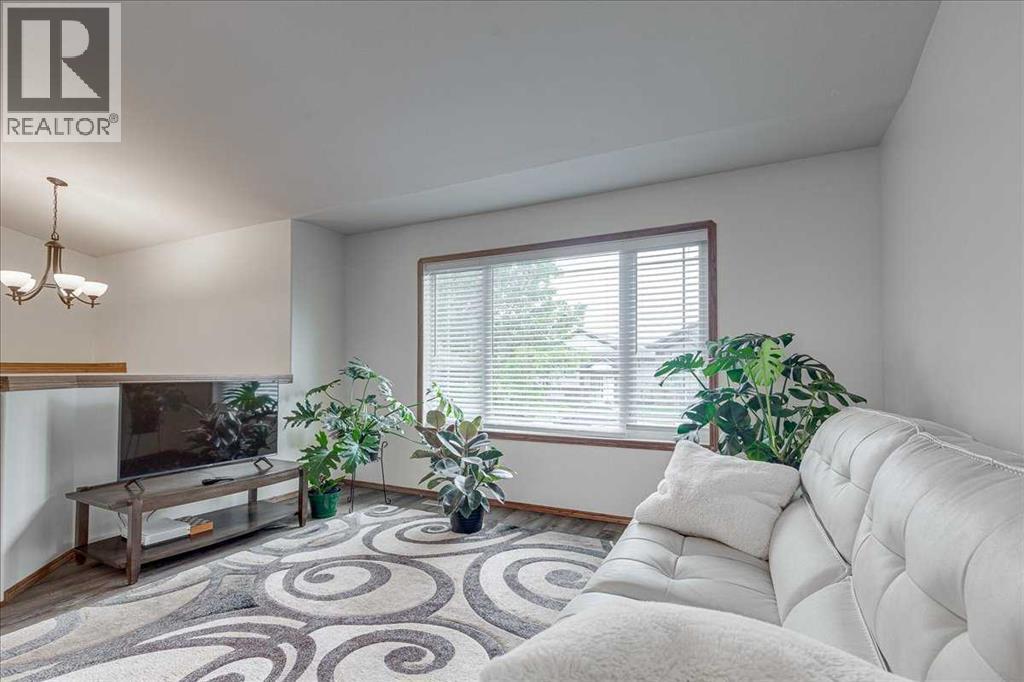 348 Lancaster Drive, Red Deer, Alberta  T4R 3S4 - Photo 11 - A2322266