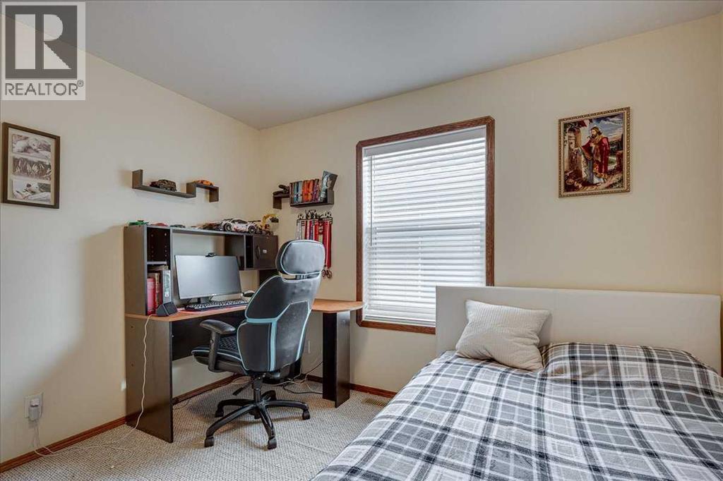 348 Lancaster Drive, Red Deer, Alberta  T4R 3S4 - Photo 19 - A2322266