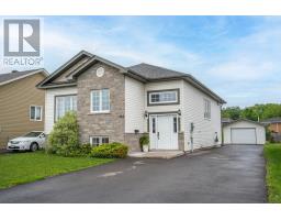 102 Central Creek DR, Sault Ste. Marie, Ontario