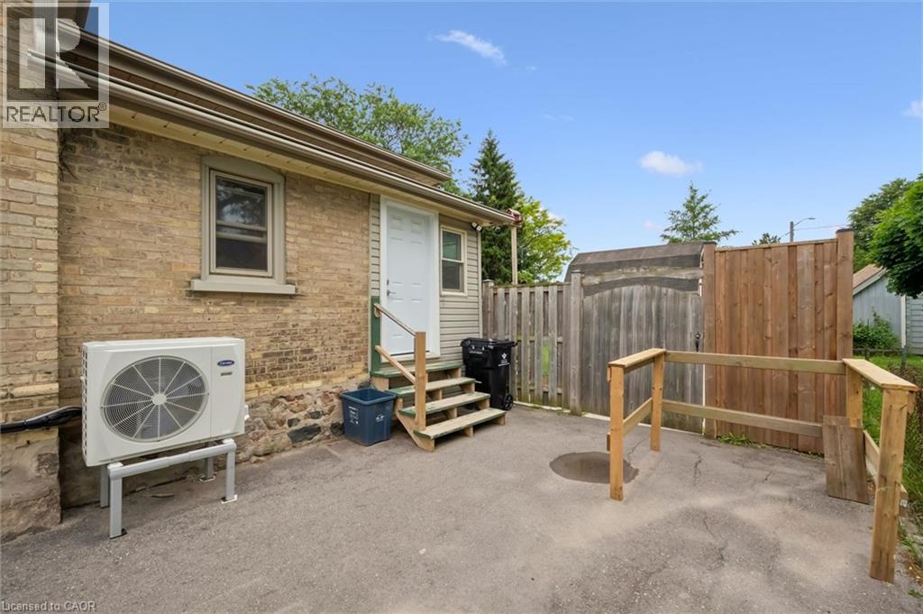 105 Snyder's Road W, Baden, Ontario  N3A 2M2 - Photo 24 - 40829339