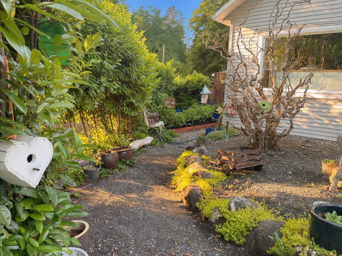 2725 Gordon Avenue, Surrey, British Columbia  V4A 3J2 - Photo 3 - R3137129