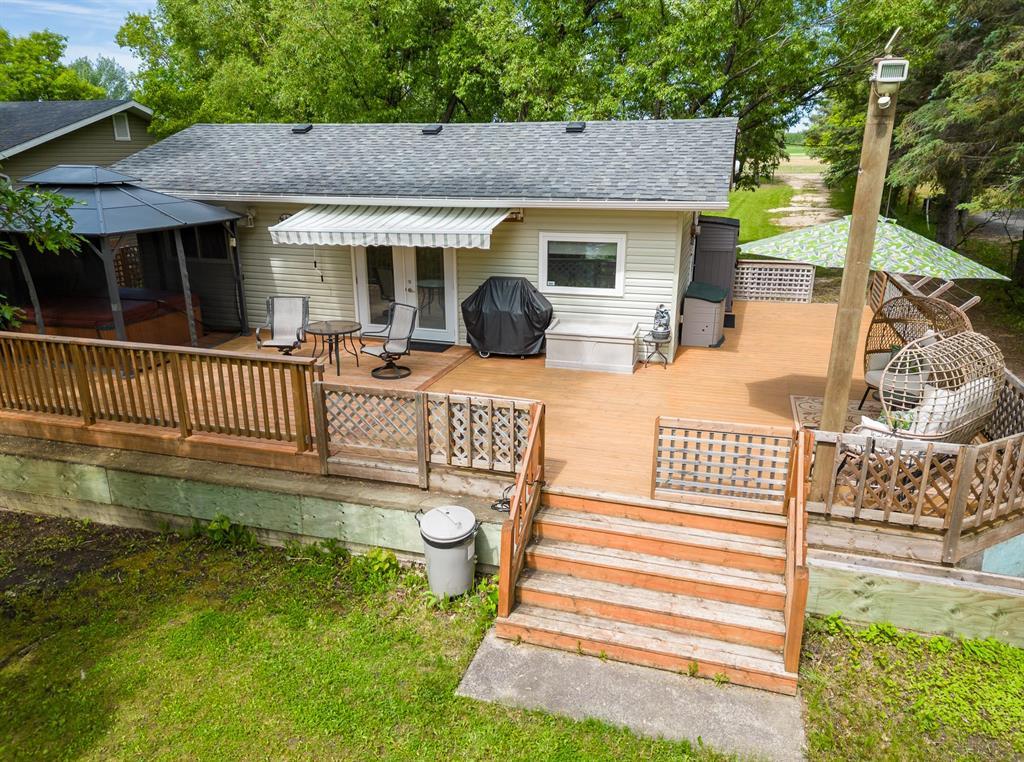 17 River Road, Lac Du Bonnet Rm, Manitoba R0E 1A0 - Photo 2 - 202614284