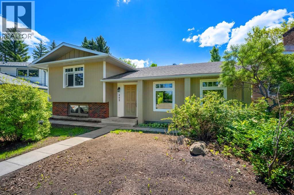 452 Parkridge Rise SE, Calgary, Alberta  T2J 5C3 - Photo 2 - A2319294