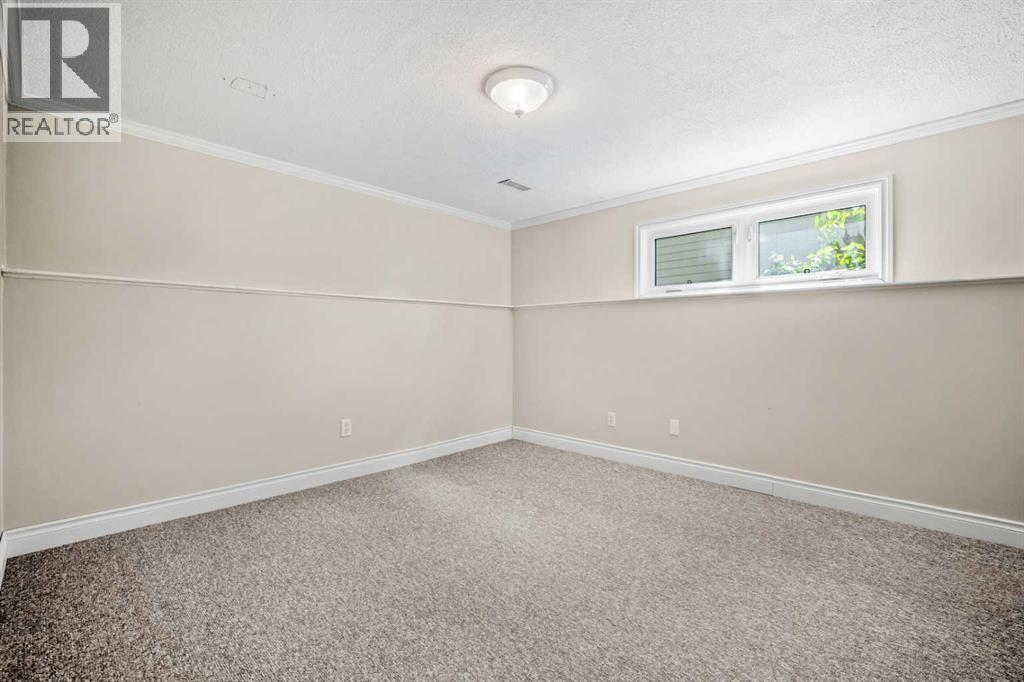 452 Parkridge Rise SE, Calgary, Alberta  T2J 5C3 - Photo 31 - A2319294