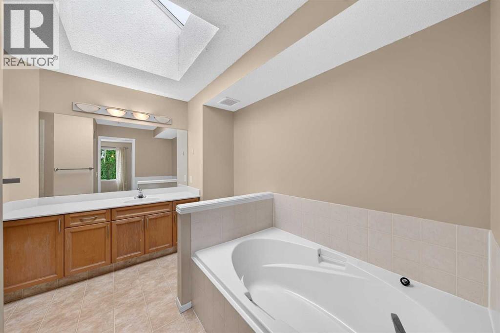 37 Tuscany Meadows Common NW, Calgary, Alberta  T3L 2L3 - Photo 43 - A2321196