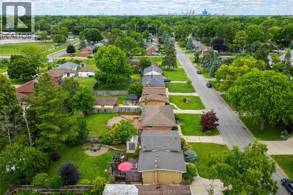 3939 Longfellow, Windsor, Ontario N9G 2B4 - Photo 49 - 26014531