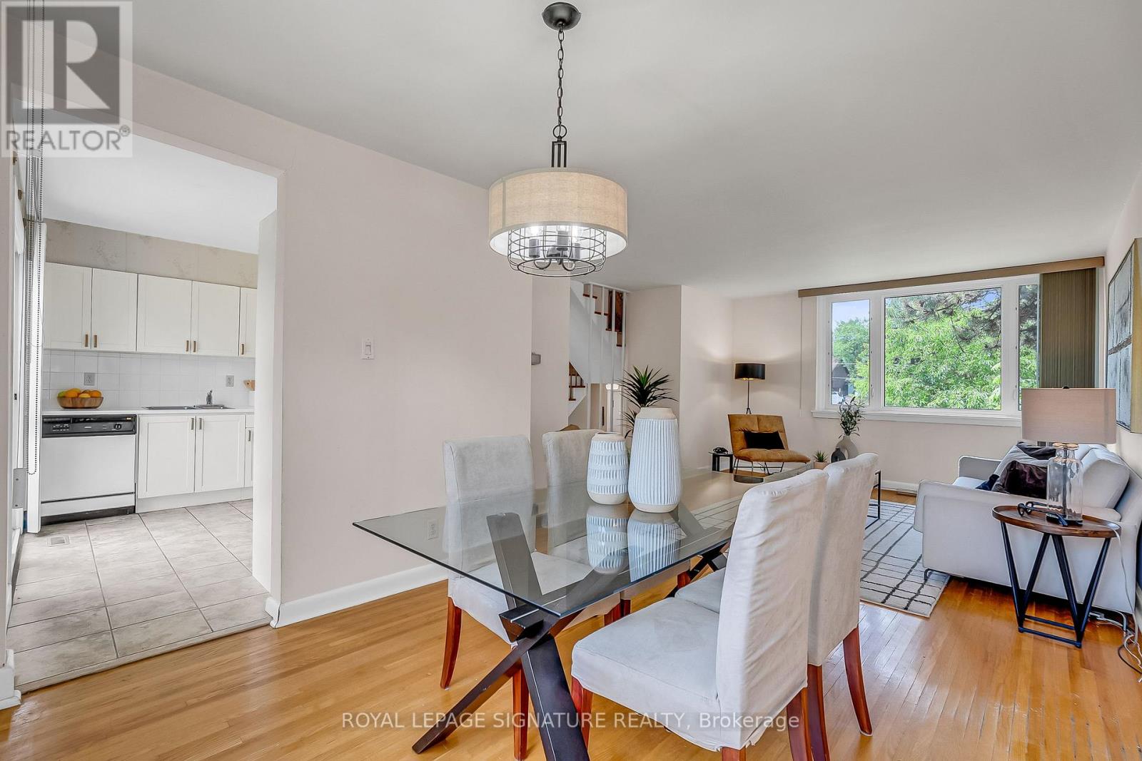 115 Southill Drive, Toronto, Ontario  M3C 2H9 - Photo 10 - C13462612