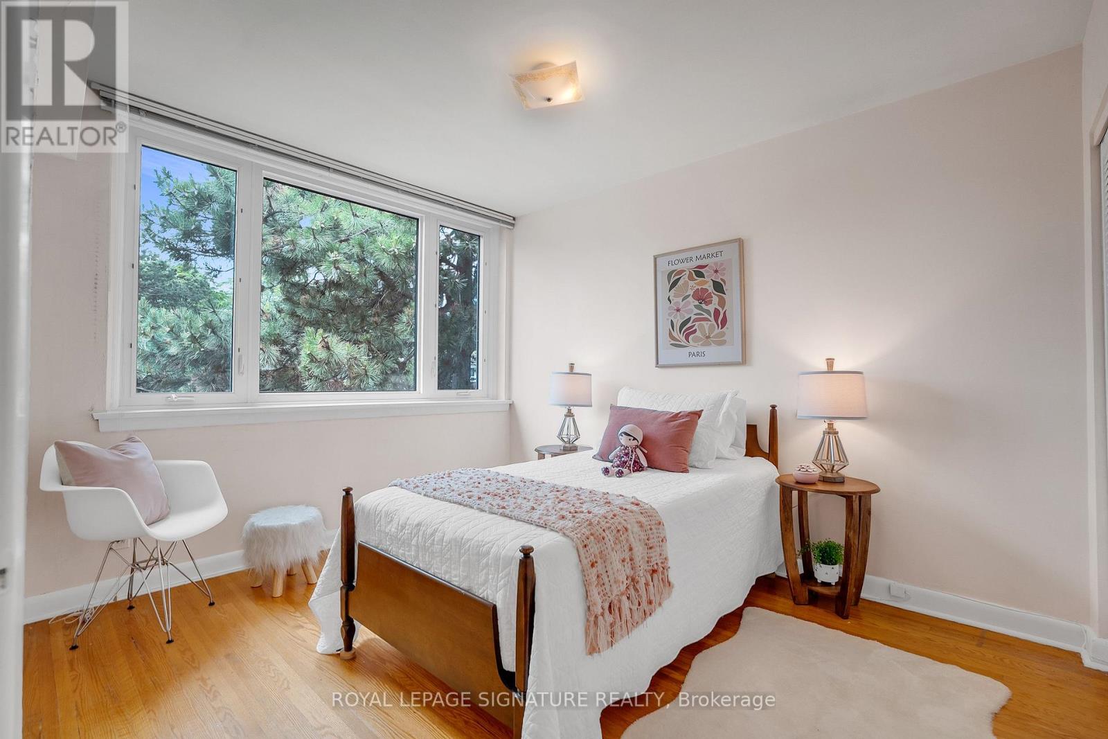 115 Southill Drive, Toronto, Ontario  M3C 2H9 - Photo 19 - C13462612