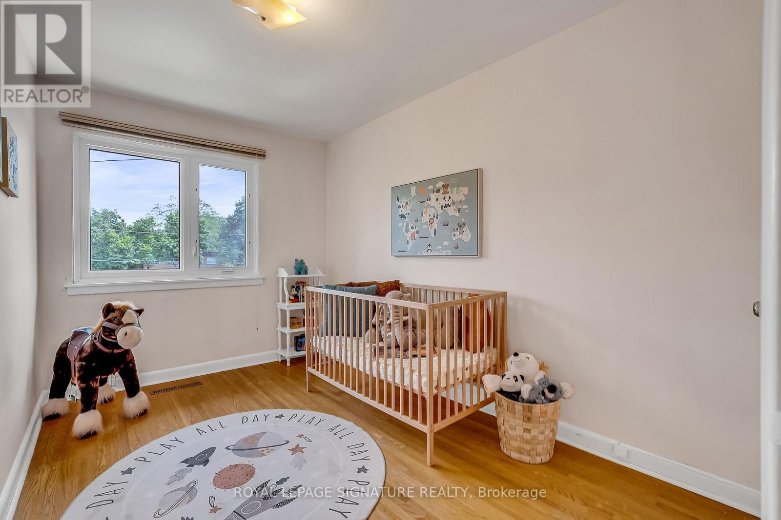 115 Southill Drive, Toronto, Ontario  M3C 2H9 - Photo 21 - C13462612