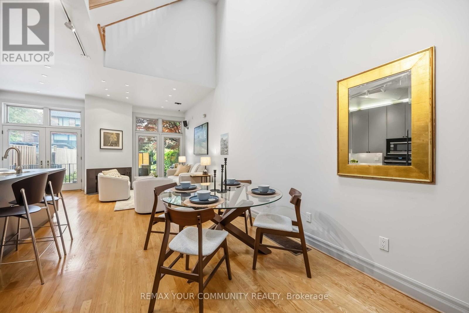 44 Castlefield Avenue, Toronto, Ontario  M4R 1G4 - Photo 11 - C13462616