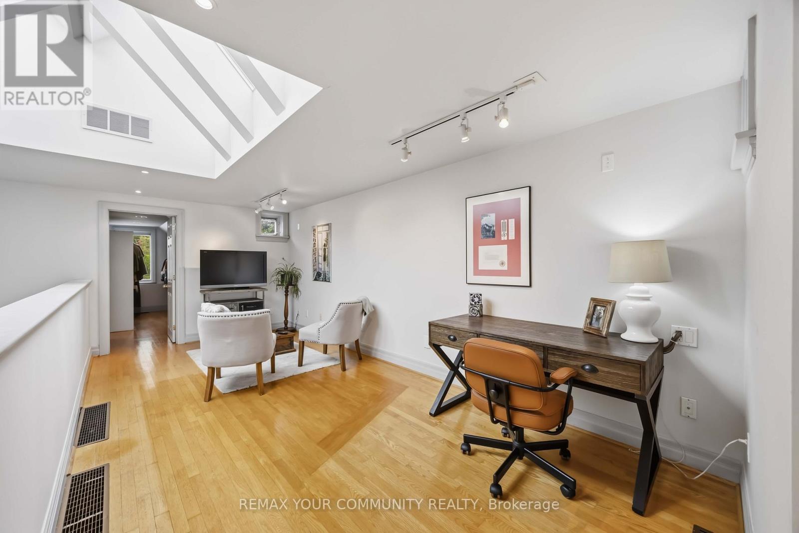 44 Castlefield Avenue, Toronto, Ontario  M4R 1G4 - Photo 14 - C13462616
