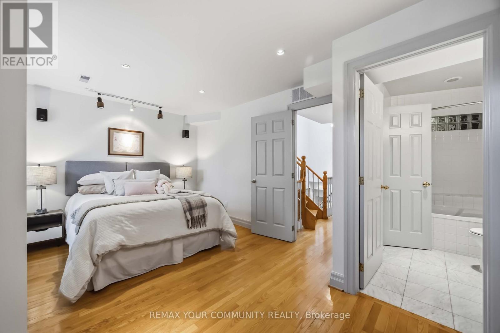 44 Castlefield Avenue, Toronto, Ontario  M4R 1G4 - Photo 22 - C13462616