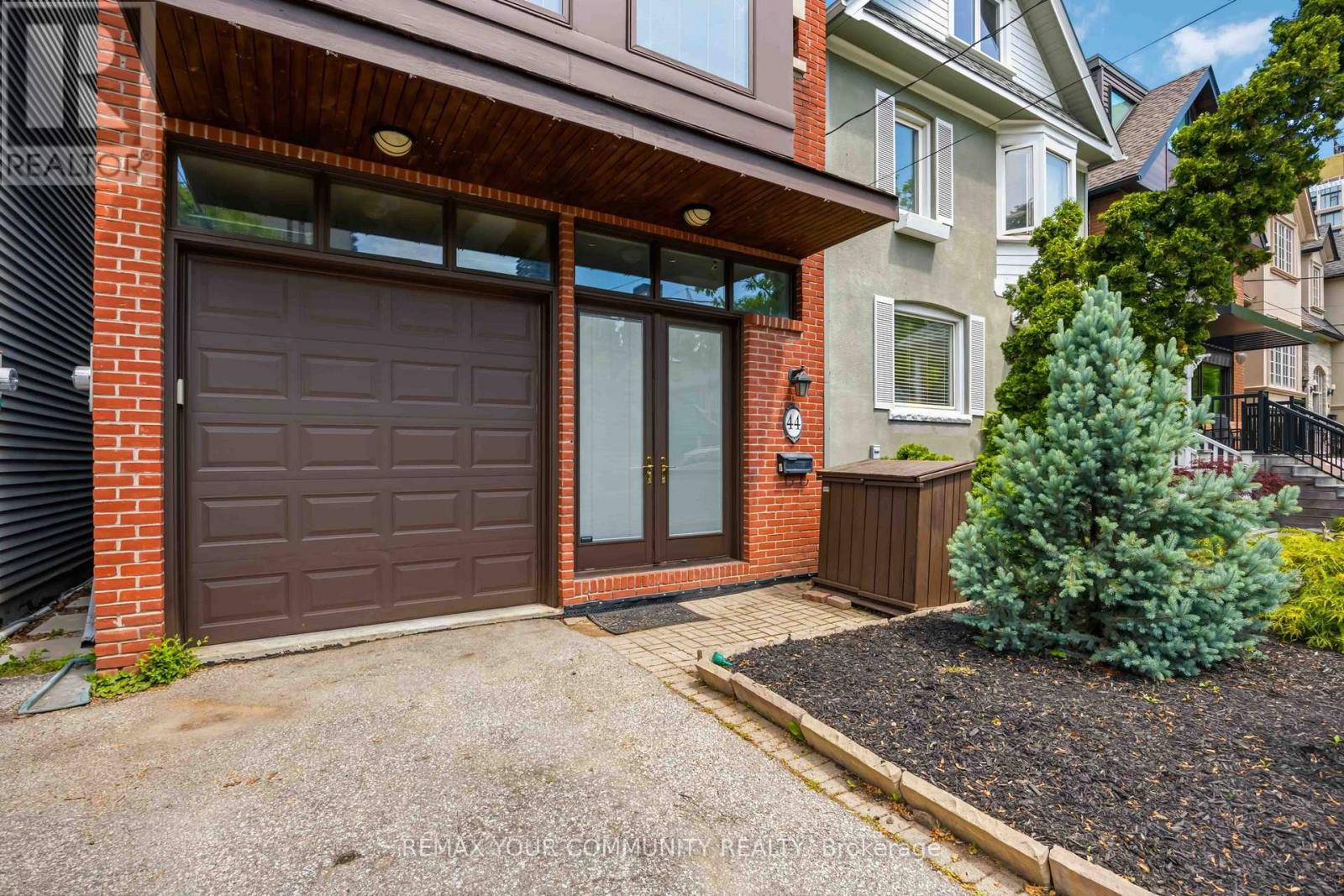 44 Castlefield Avenue, Toronto, Ontario  M4R 1G4 - Photo 3 - C13462616
