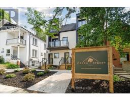 2 - 367 HOWLAND AVENUE, Toronto, Ontario